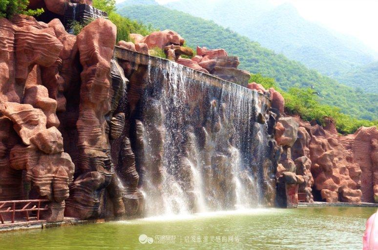 探索知识的乐园-朋友一起出行男士为什么不能主动替女同事拎包?蜗牛问答平台